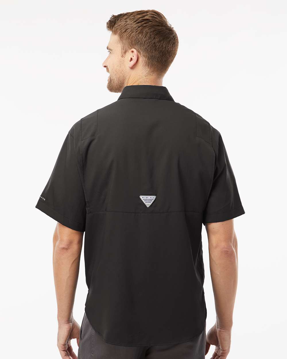Columbia Men's PFG Tamiami™ II Short Sleeve Shirt - Model Back View
